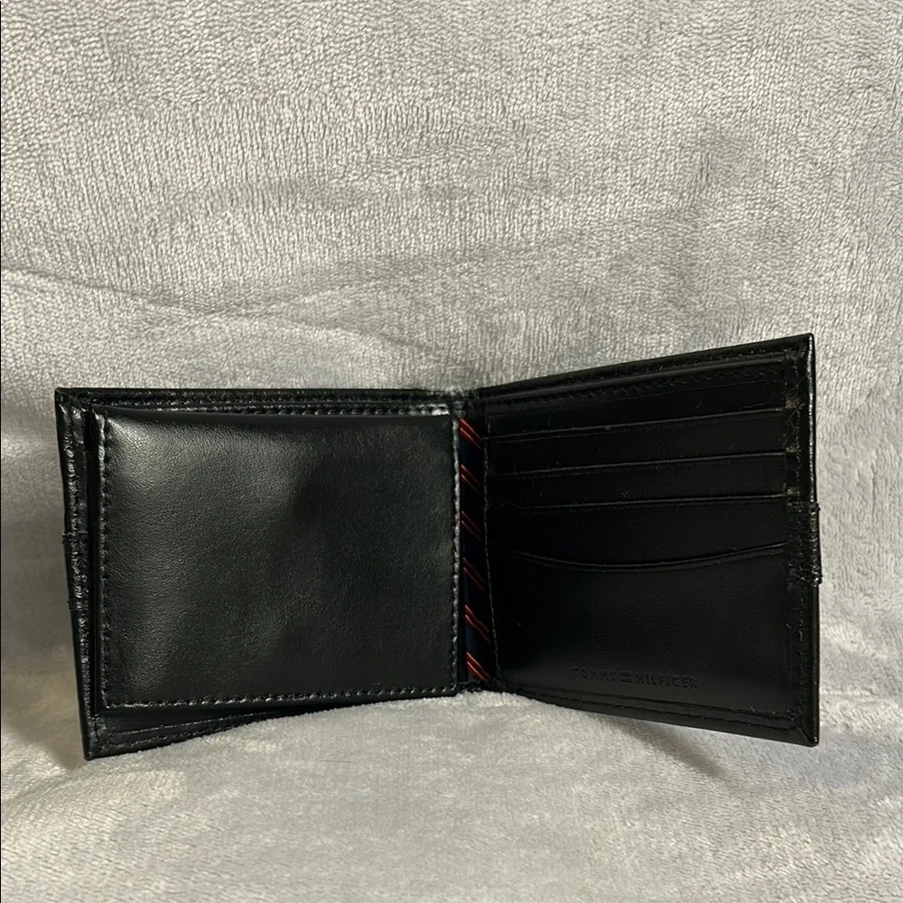 Tommy Hilfiger Black Leather Wallet